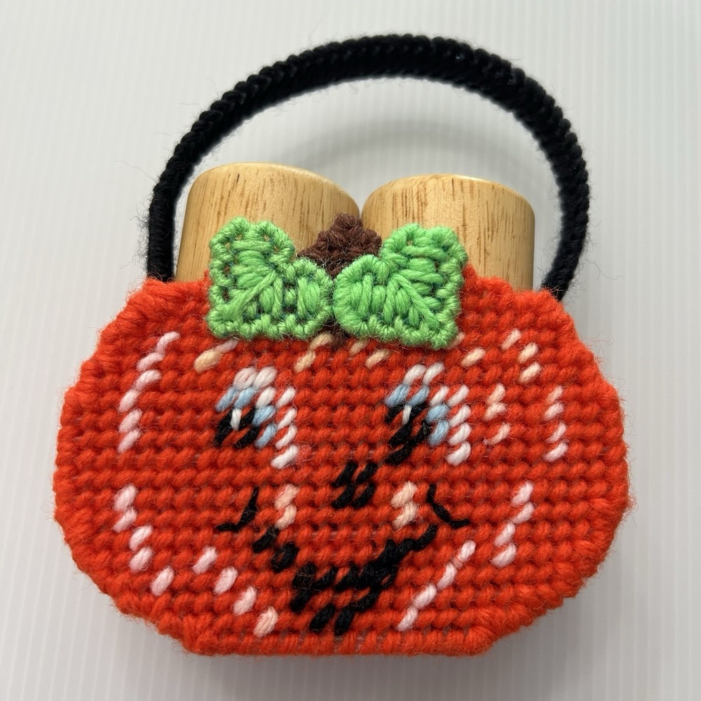 Vintage Handmade Needlepoint Jack-o-Lantern Salt And Pepper Shaker Set Halloween